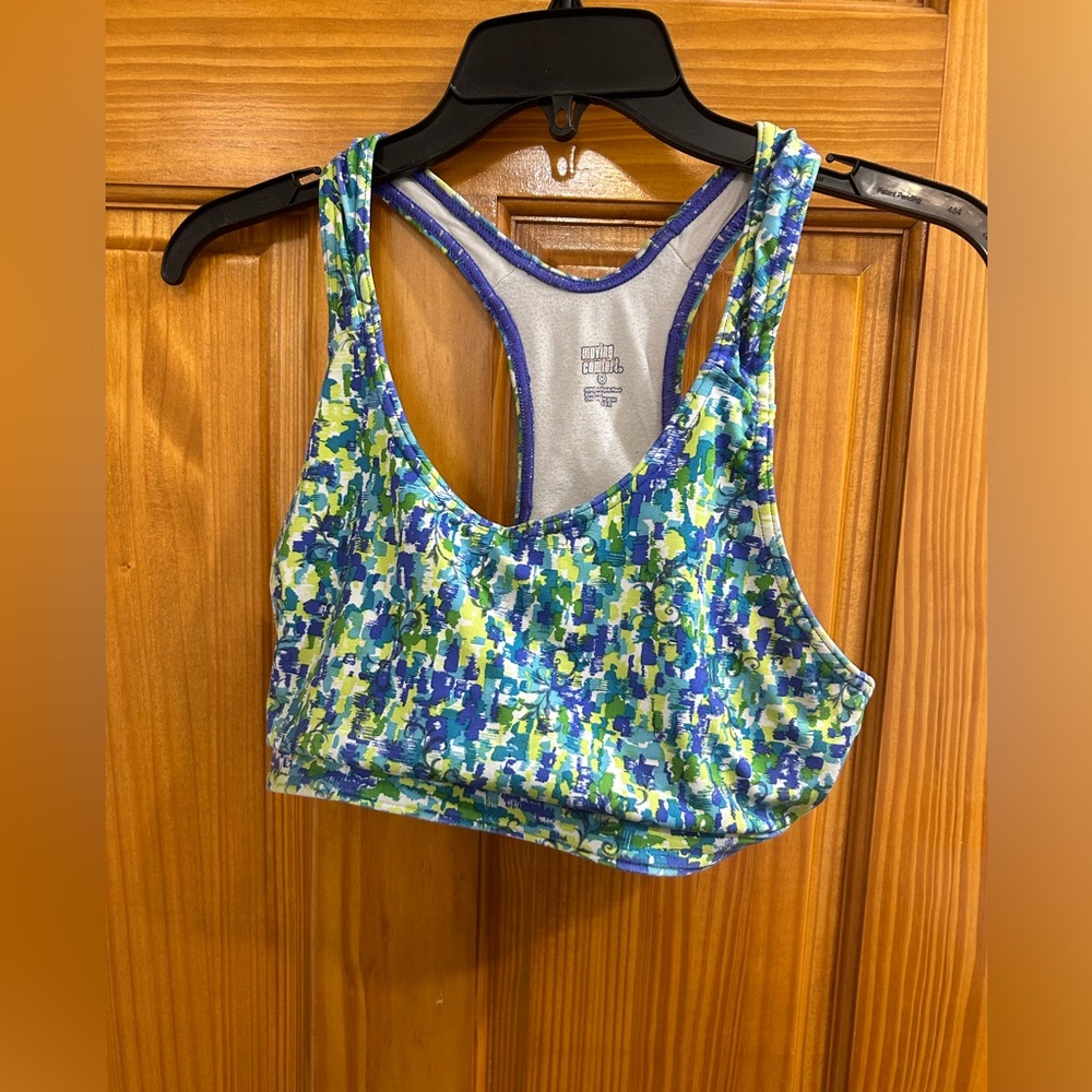 Moving comfort bra